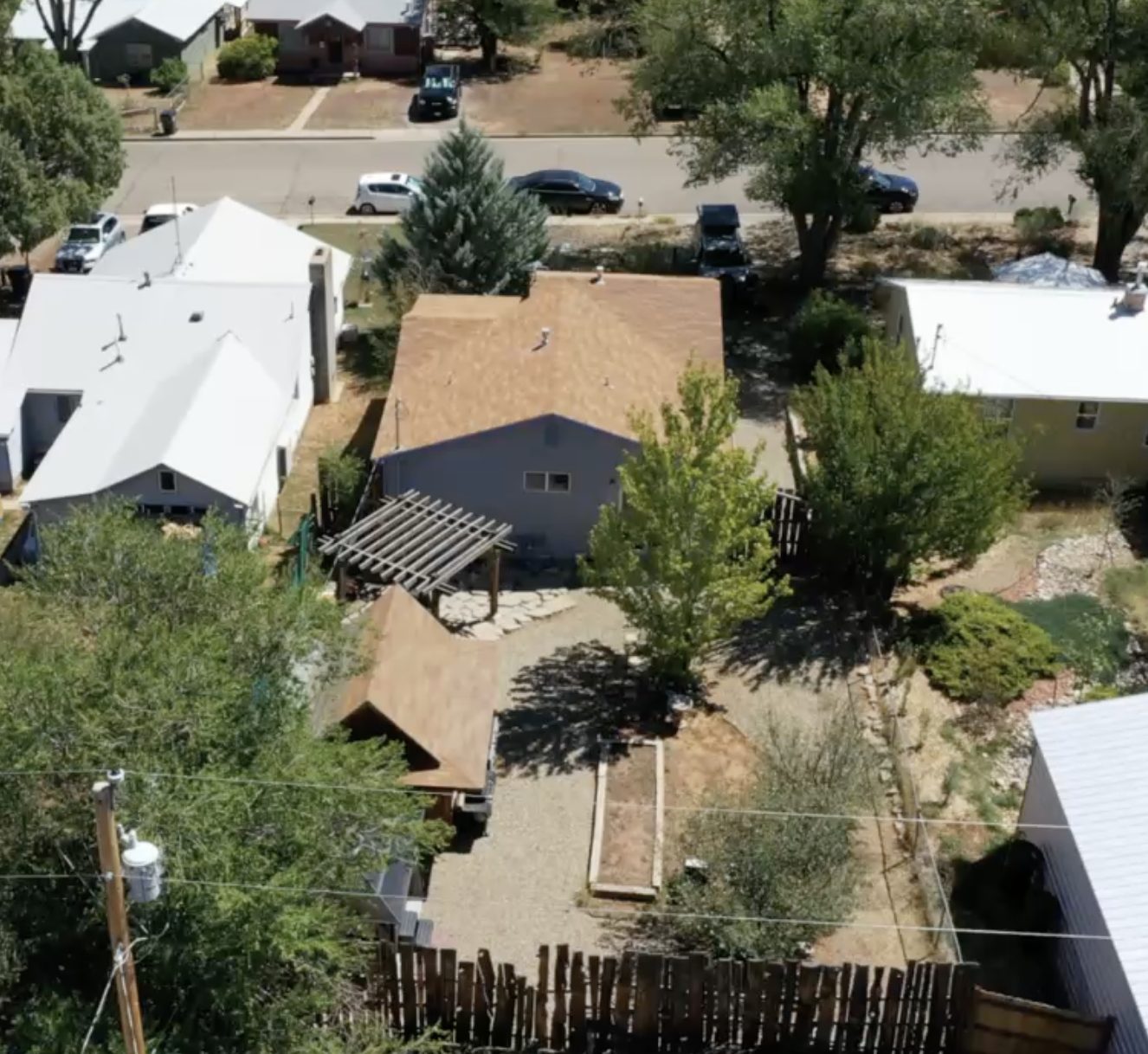 Aerial view of the property and lot