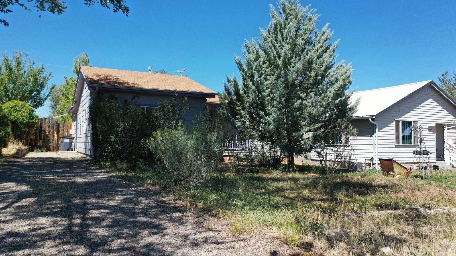View of the house from the street
